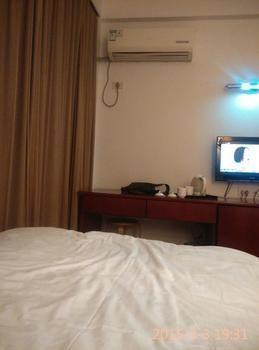 Wuhan Tianlun Holiday Hotel Zewnętrze zdjęcie